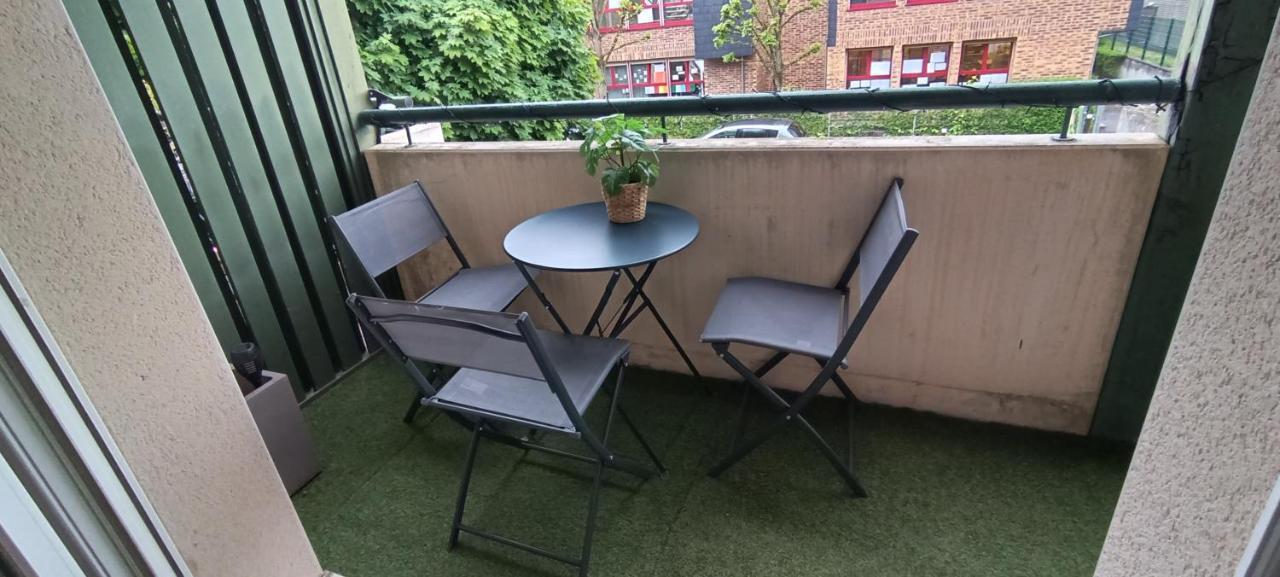 Stylish 1-Bedroom Flat With Beautiful Terrace , For A Cosy Retreat Strasbourg Eksteriør bilde